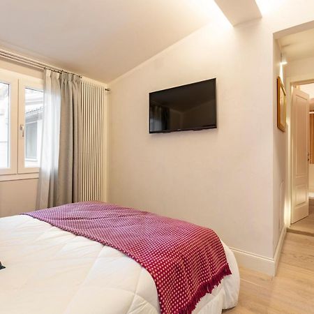 Art Apartment Luxury Sofia Suite Florence Luaran gambar