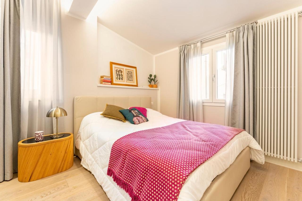 Art Apartment Luxury Sofia Suite Florence Luaran gambar