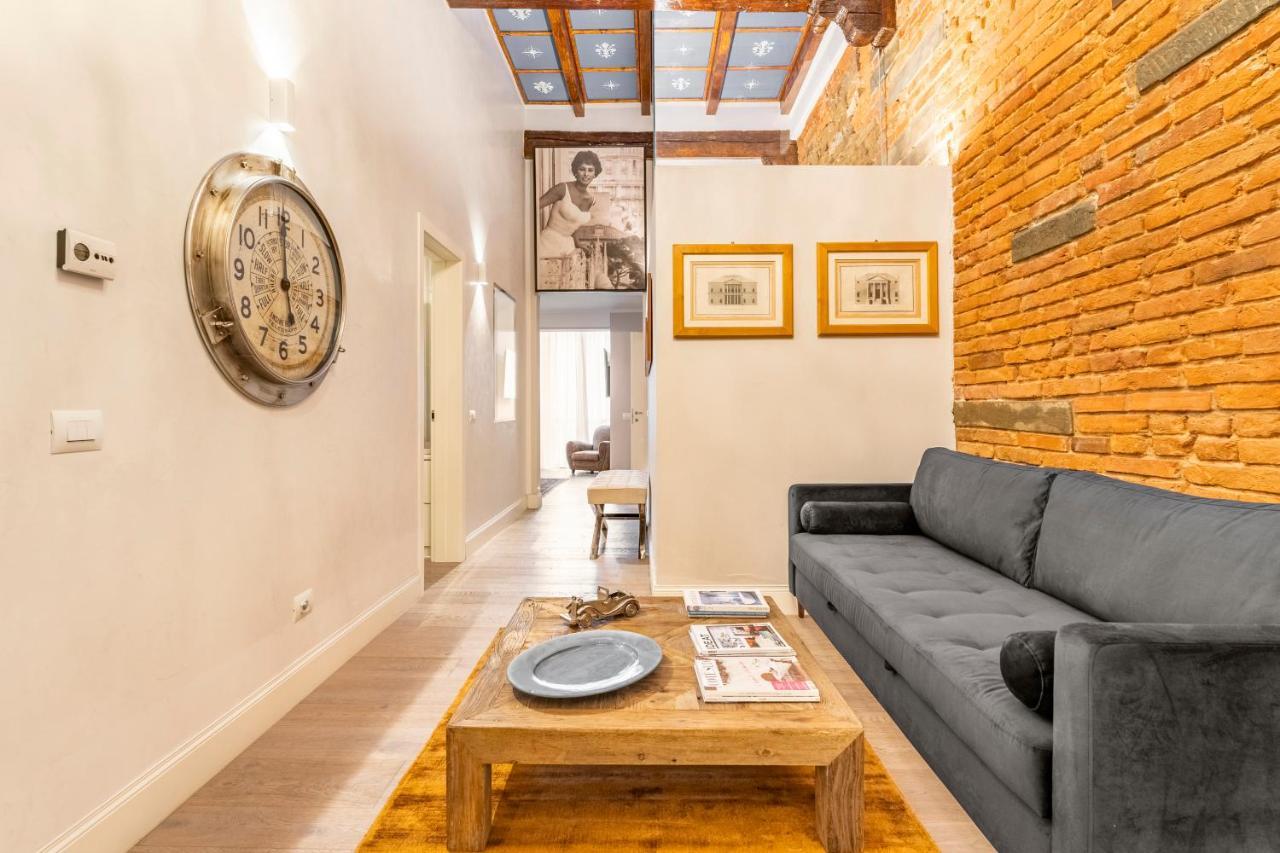 Art Apartment Luxury Sofia Suite Florence Luaran gambar